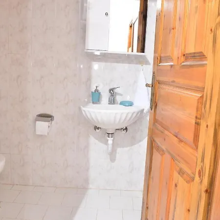 Zeusplace Konaki House *